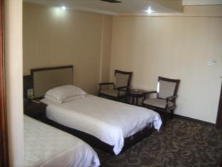Yiwu Dong Ou Hotel Exterior foto